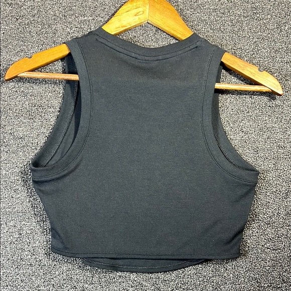 Nike Black Ribbed Crop Tank, Womens Small - Picture 7 of 7